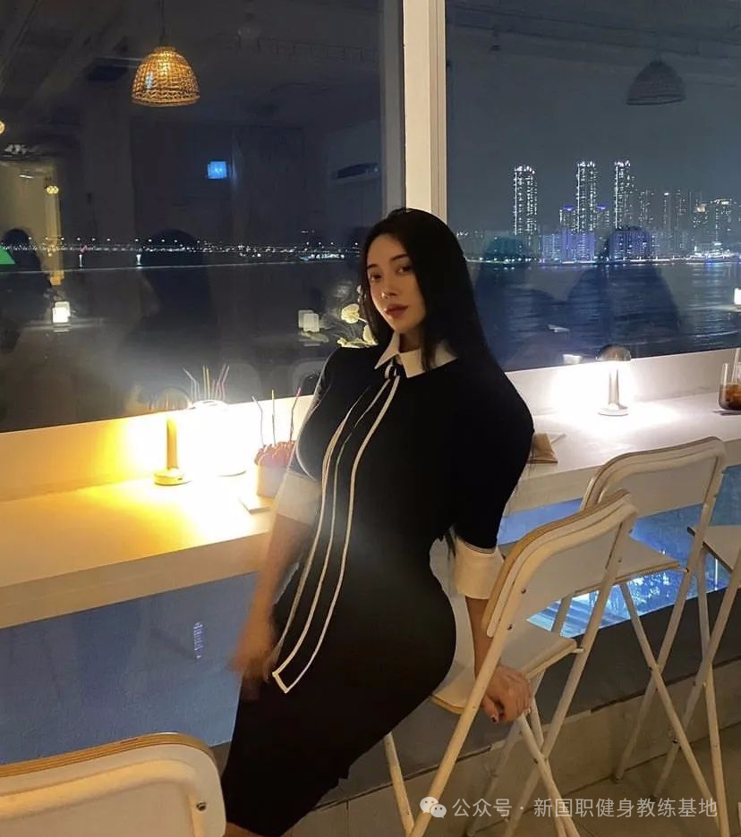 韩国健身教练，超S级身材！人间极品！(图8)