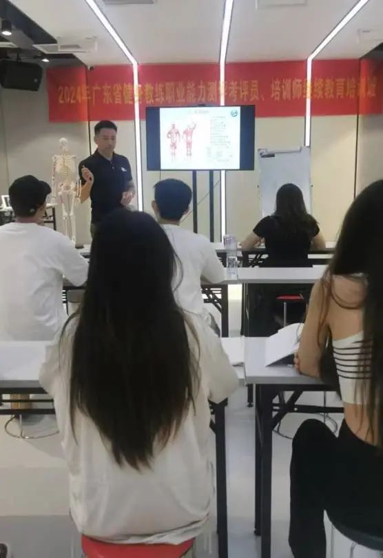 健身教练为啥取消旧国职证书了？推出新国职证书(图19)