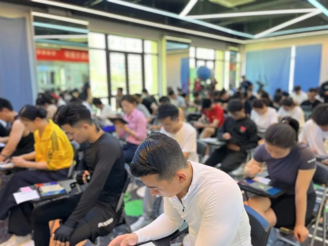 2025 新国职健身教练证书报考全攻略：从条件到拿证，一步都不落下(图2)